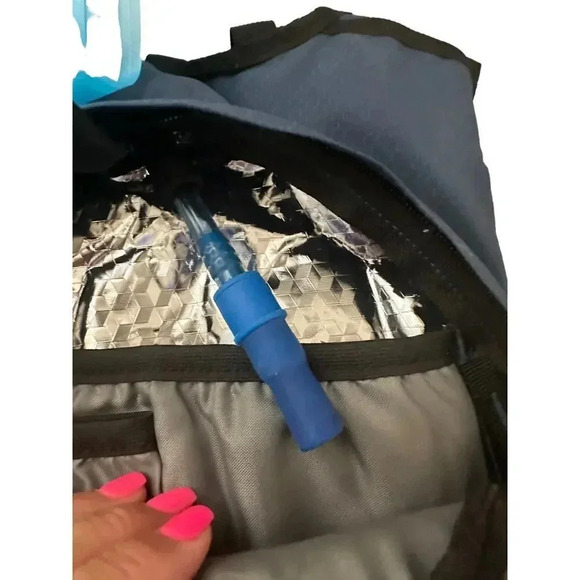 High Sierra Blue Airmesh Hydration Pack Water Bladder 2L Backpack hike - Picture 7 of 8